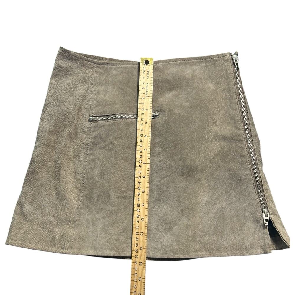 Blank NYC Sz 25 Midnight Tocker Suede Leather Mini Skirt Tan Side Zip Pocket - Picture 7 of 12